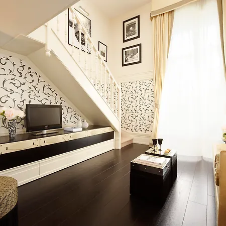 Hotel Castille – Starhotels Collezione